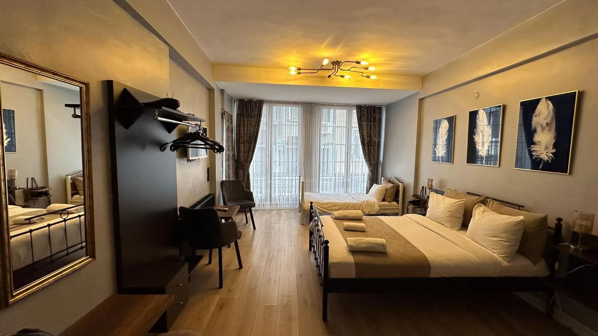 Taksim Park Hotel location