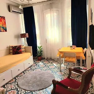 Oda ve Kahvaltı La Bella, İstanbul